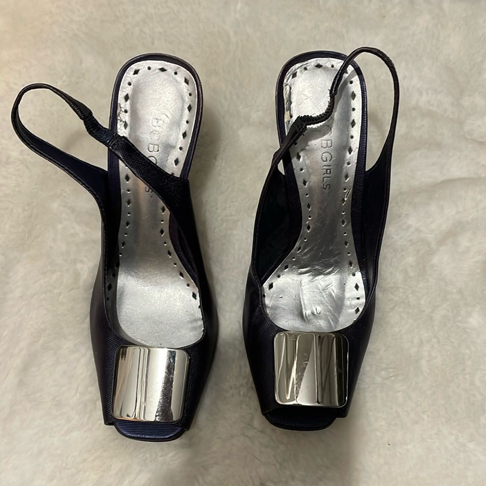 Navy blue heels